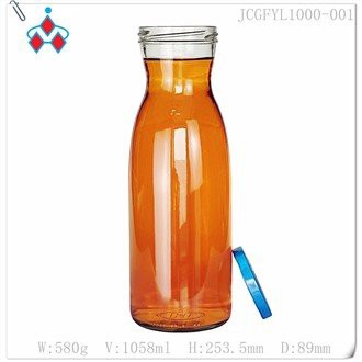 Bouteille de jus d'orange en verre